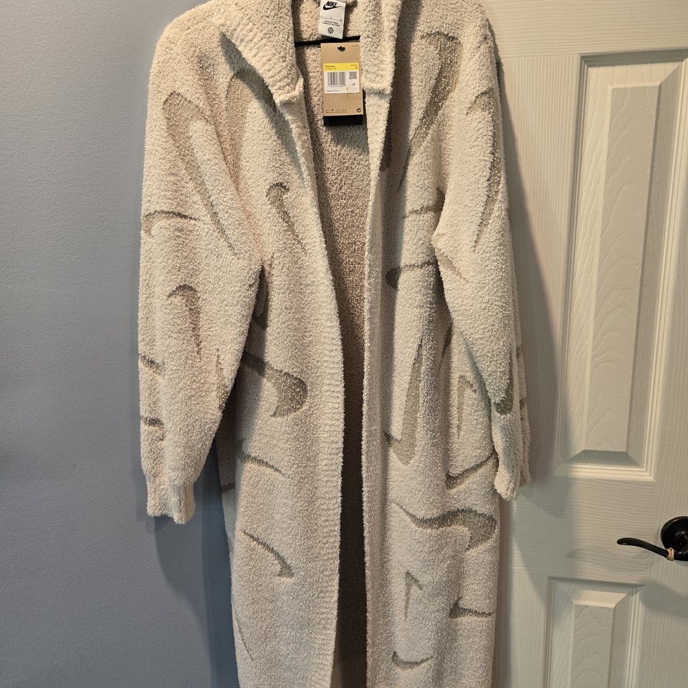 Nike Cream and Gray Patterned Cardigan